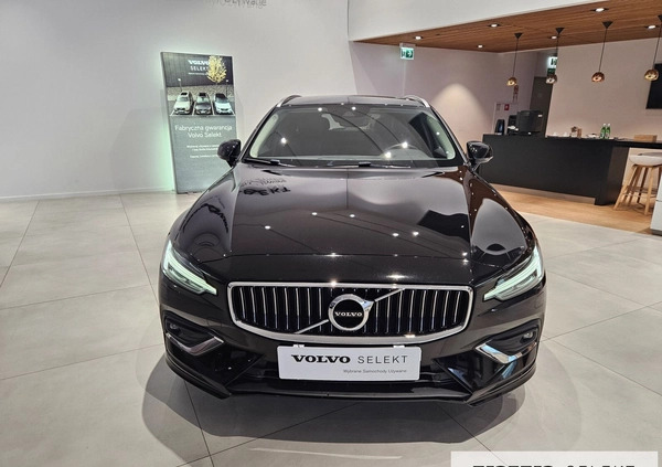 Volvo V60 cena 164900 przebieg: 58146, rok produkcji 2019 z Police małe 667